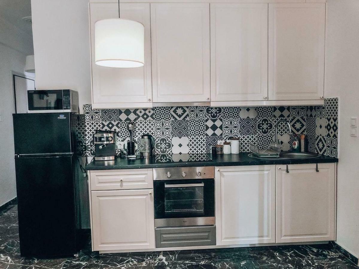 133 Sokratous, Black Marble. Atena Exterior foto